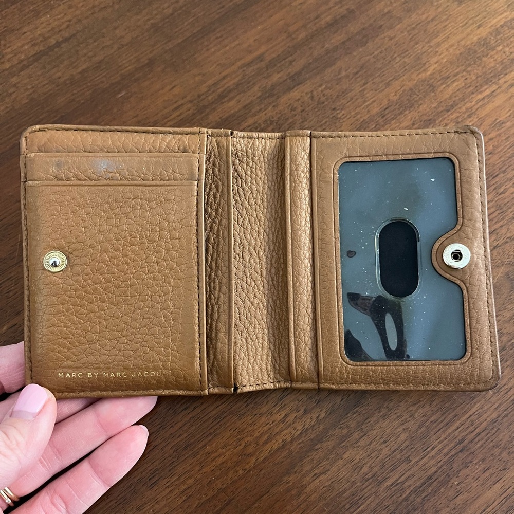 Marc Jacobs Wallet - Picture 3 of 6
